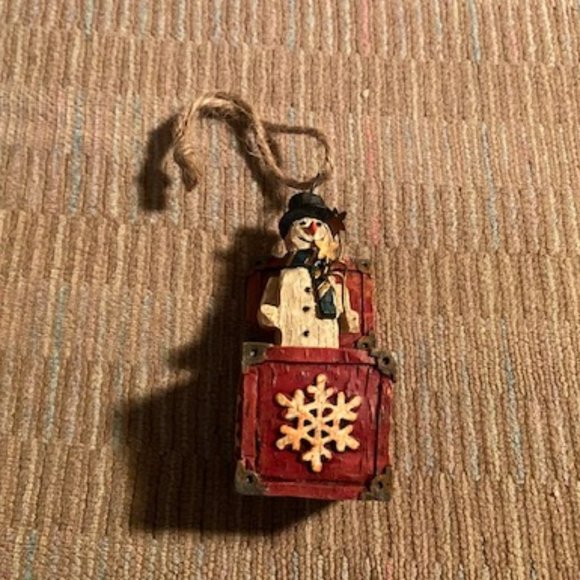 Miniature Hand-painted vintage Christmas ornaments NIB - Picture 9 of 14